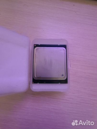 Процессор Intel Xeon E5-2640 LGA 2011