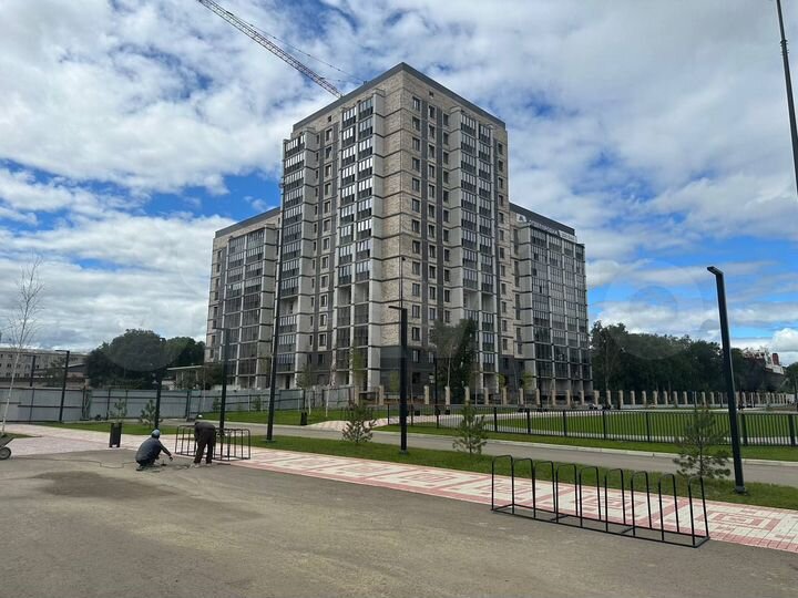 2-к. квартира, 65 м², 2/14 эт.