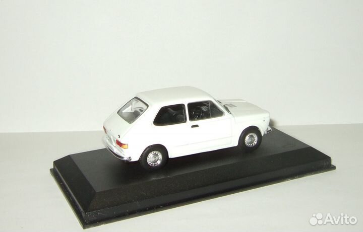 Сеат Seat 127 1972 IXO Altaya 1:43