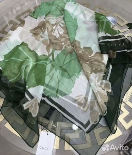Платок Gucci