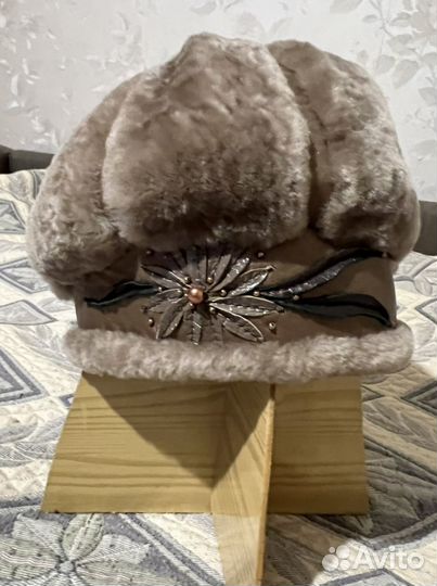 Берет женский