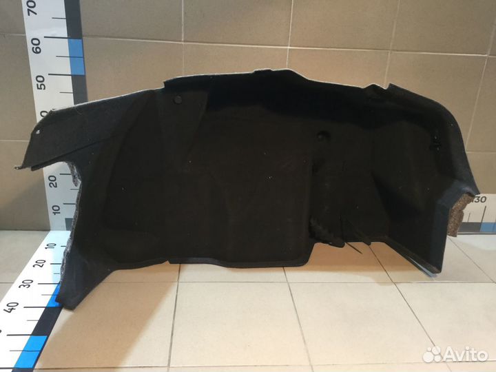 Обшивка багажника правая Опель Астра H 2004-2015