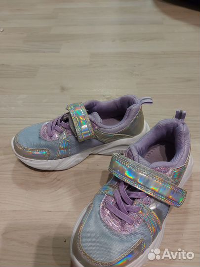 Кроссовки для девочки 31 размер