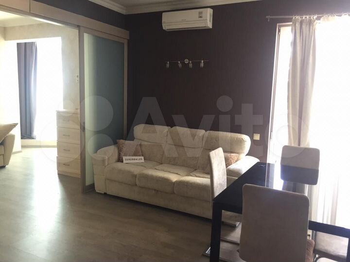 2-к. квартира, 80 м², 2/17 эт.