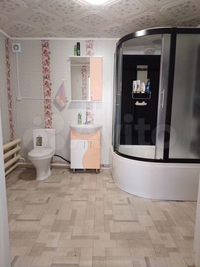 3-к. квартира, 80 м², 1/1 эт.