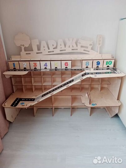 Парковка гараж для машинок