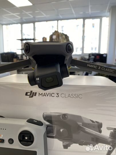 DJI Mavic 3 Classic (DJI RC)