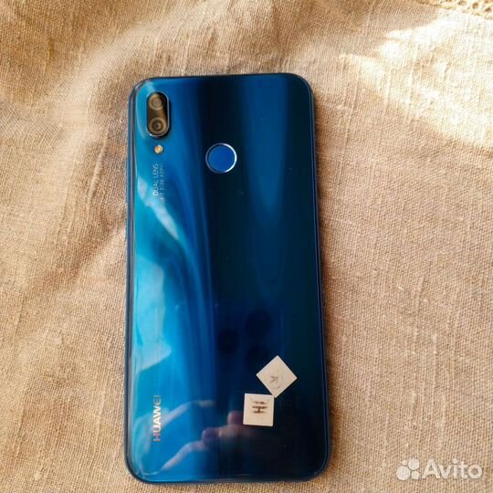 Телефон huawei p20 lite