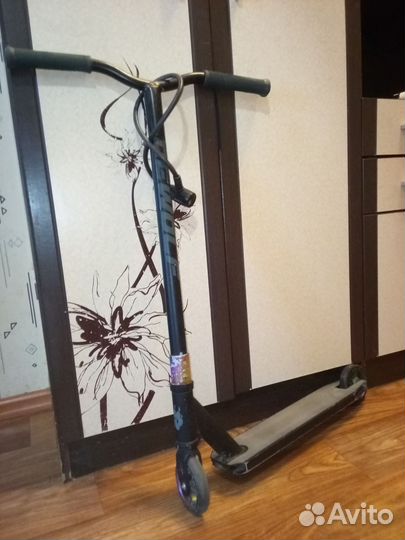 Трюковой самокат