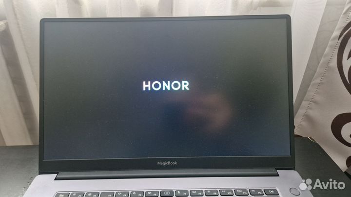 Ноутбук Honor magicbook 15