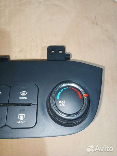 Блок управления отопителя Kia Sportage 3