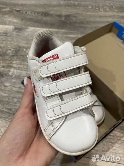 Кеды adidas для девочки