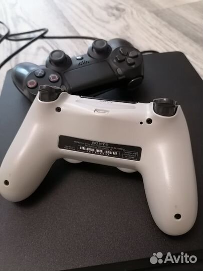 Sony PS4 1TB