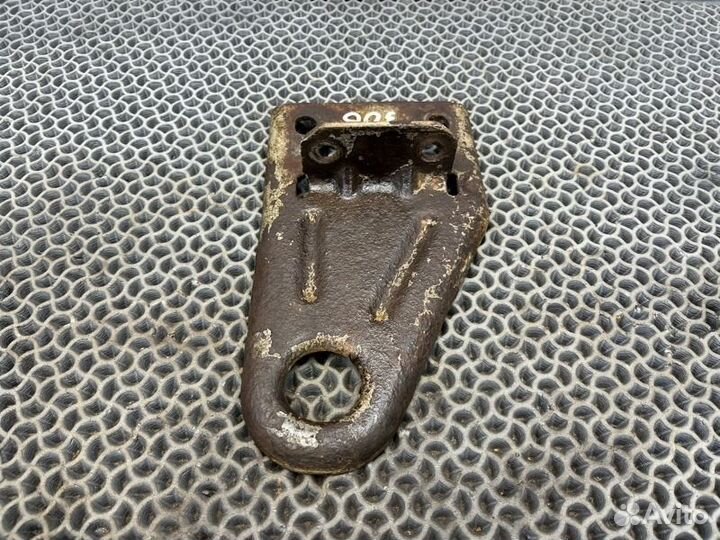 Петля буксировочная задняя Газ Волга Сайбер 2.4