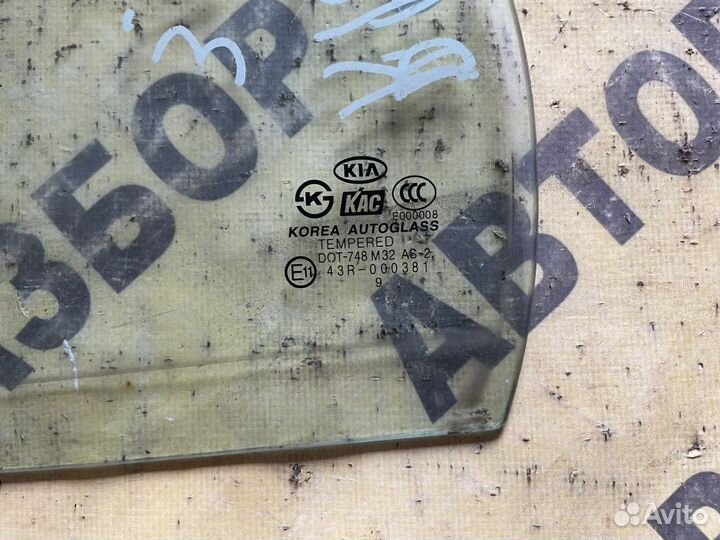 Стекло двери задней левой форточка Kia Rio 2