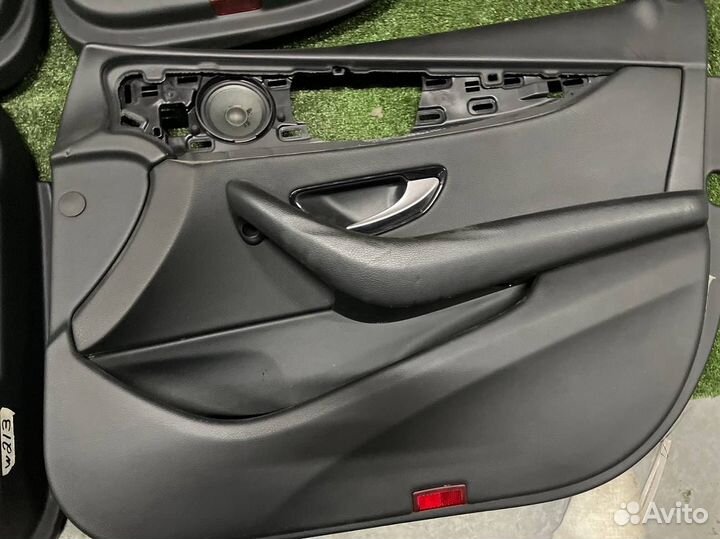 Обшивки двери Mercedes-Benz E-Class W213 W213