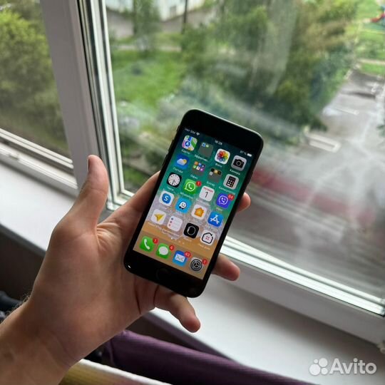 iPhone 7, 128 ГБ