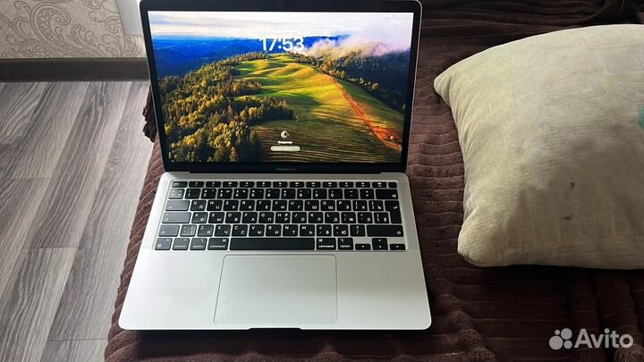 Apple macbook m1