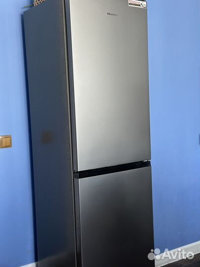 Холодильник hisense