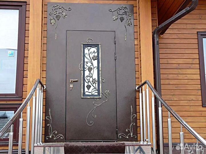 Дверь входная уличная с терморазрывом