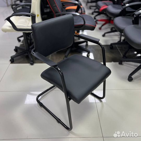 Офисный стул CH-271