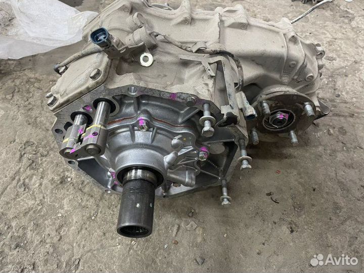 Коробка раздаточная Toyota Hilux 2kdftv 2.5