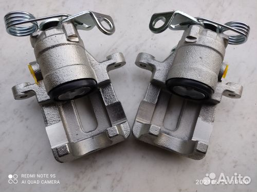 Суппорт задний Volkswagen Passat B3, B4