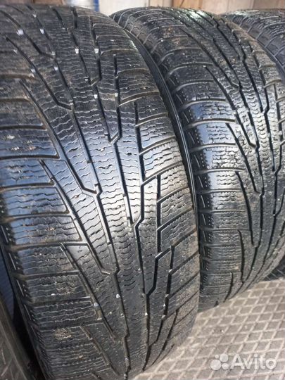 Nokian Tyres Hakkapeliitta R 215/65 R16