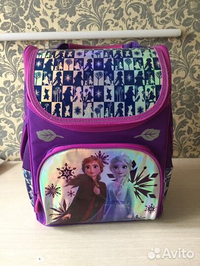 Портфель школьный