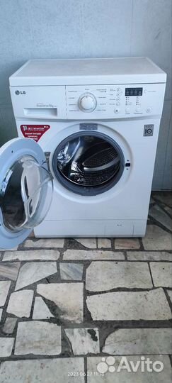 Стиральная машина lg в идеальном состоянии