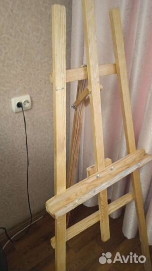 Мольберт художественный