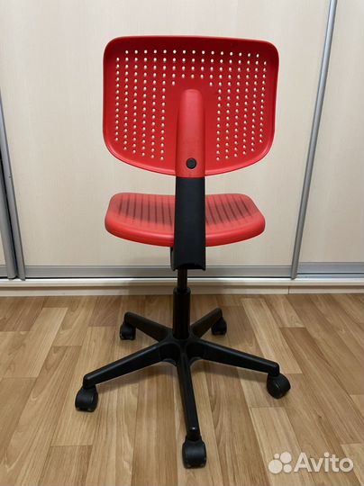 Детский стул IKEA