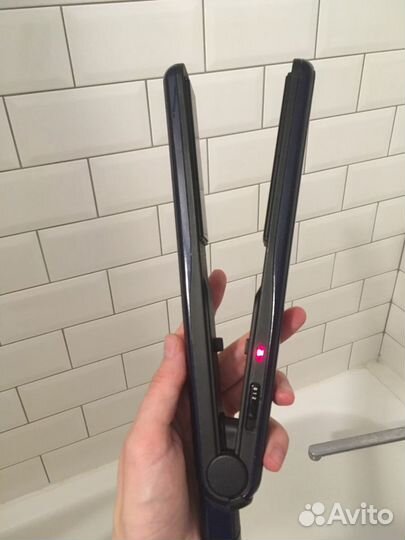 Выпрямитель для волос Rowenta (утюжок)