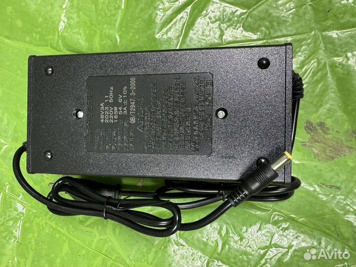 Зарядные устройсва для электровелосипеда