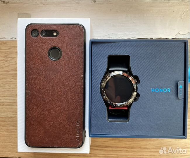 Телефон Honor View 20 128GB + часы Honor Watch