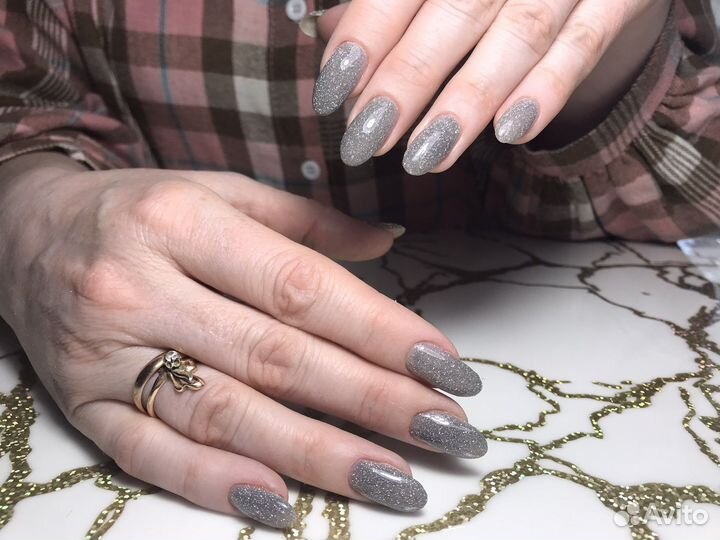 Маникюр с покрытием гель-лаком