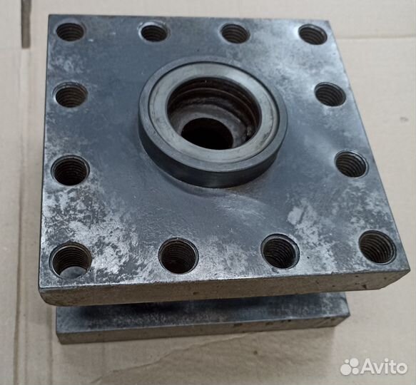 Резцедержатель 180x180x100