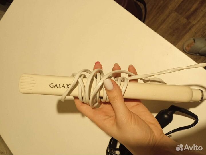 Плойка и утюжок для волос