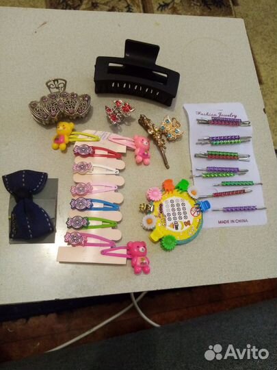 Заколки для волос