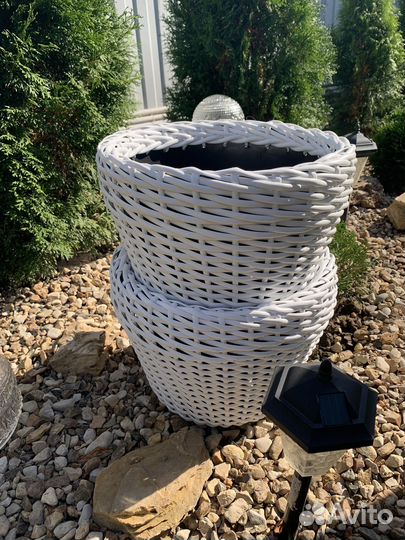 Кашпо из ротанга