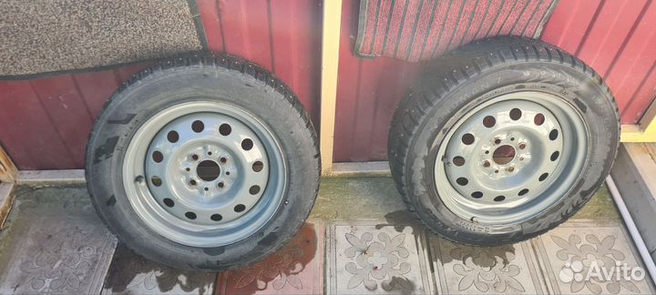 Колеса зимние 175 65 r14 Nokian Nordman 7