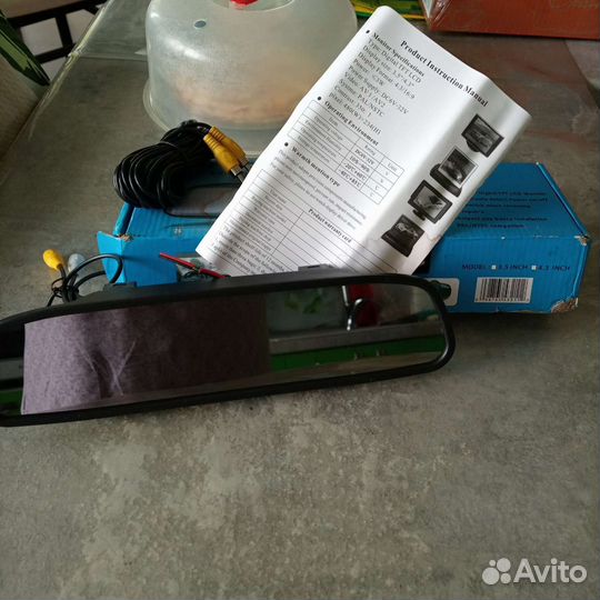 Зеркало заднего вида с монитором для камеры