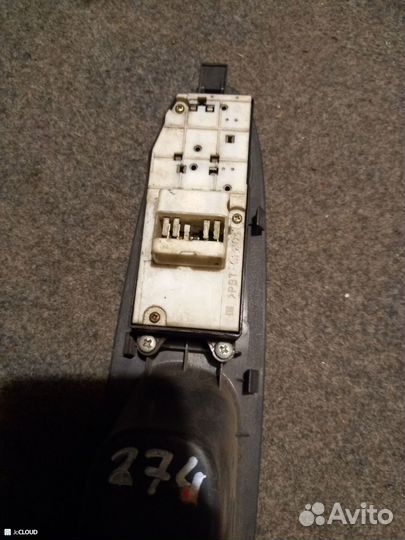 Блок упр. стеклоподьемниками на toyota salara