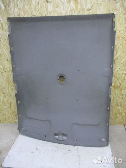 Обшивка потолка Ниссан NP300 (2010)