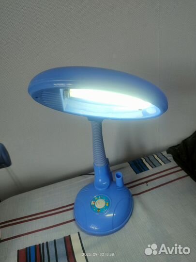 Лампа настольная