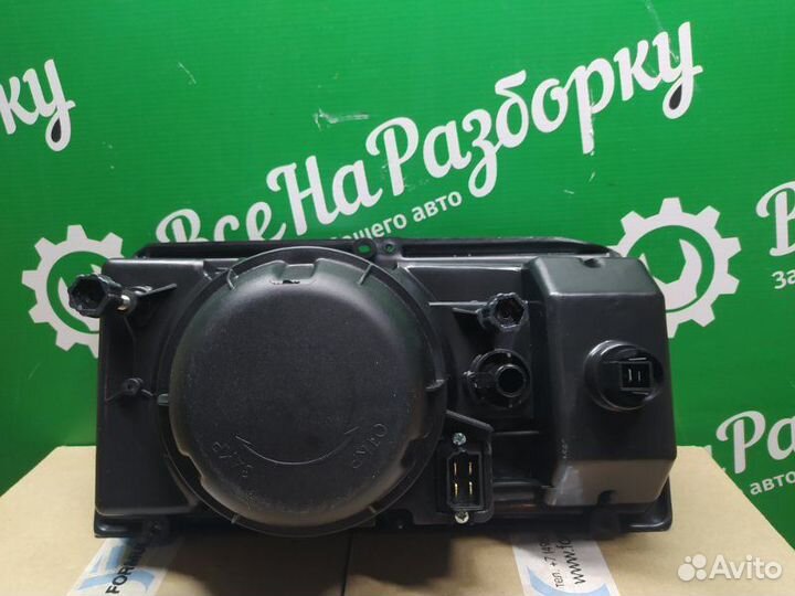 Фара передняя правая LADA (Ваз) 2105