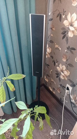 Домашний кинотеатр 5.1 Sony DAV-DZ570M