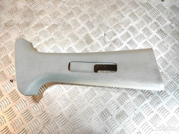 Обшивка стойки правая Nissan Almera Classic