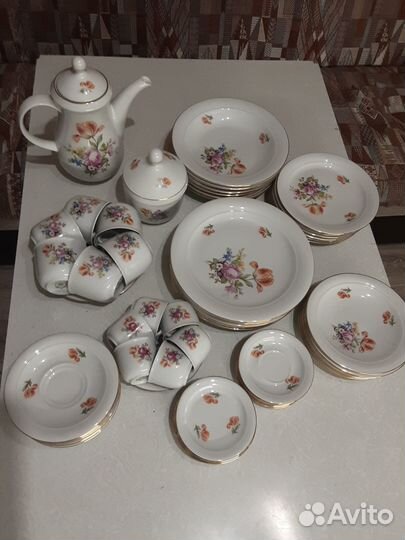 Столовый и чайный сервиз на 6 персон