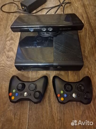 Xbox 360+кинект+2джостика+80игр